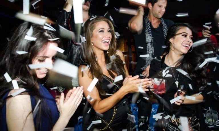 Ambiance à Paris pour anniversaire - Annivesaire à Paris