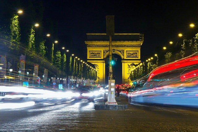 vparis nightlife tours arc de triomphe