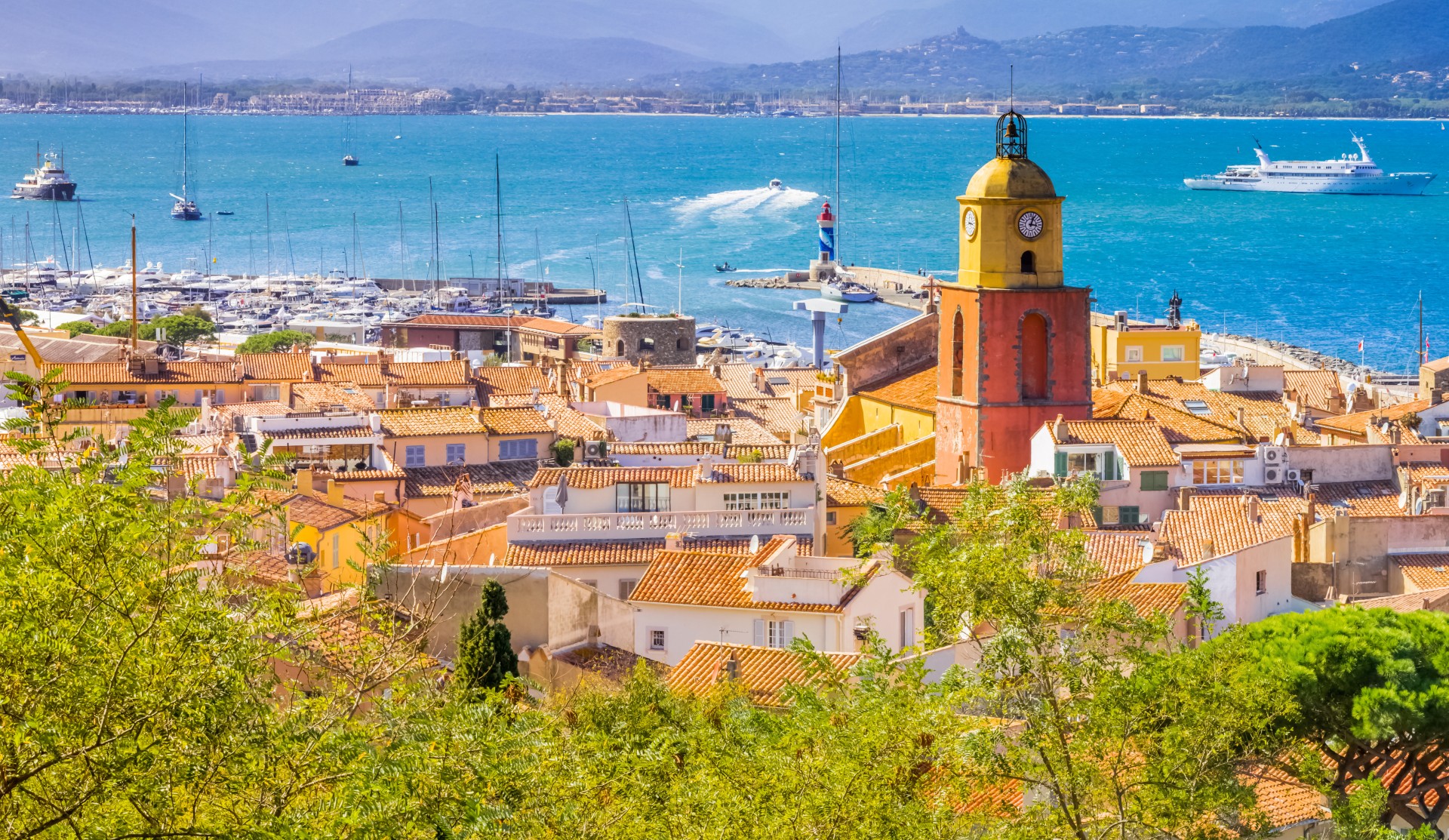 Best Beaches in St Tropez & the Bay of Saint-Tropez - Le Long Weekend