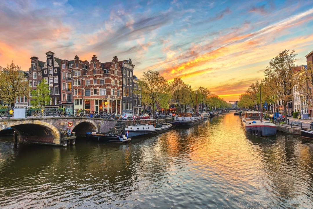 amsterdam evening walking tour