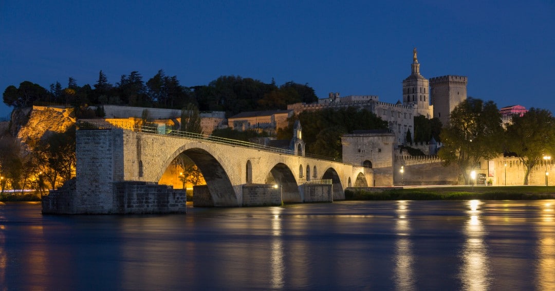 avignon walking tour