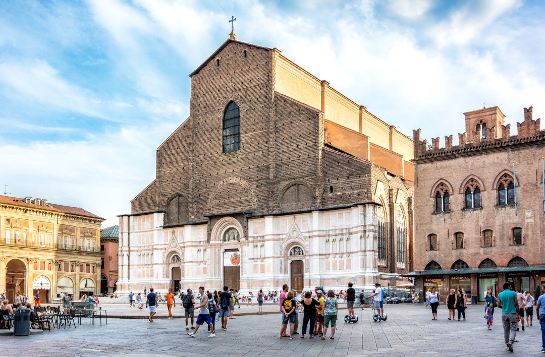 bologna walking tour 