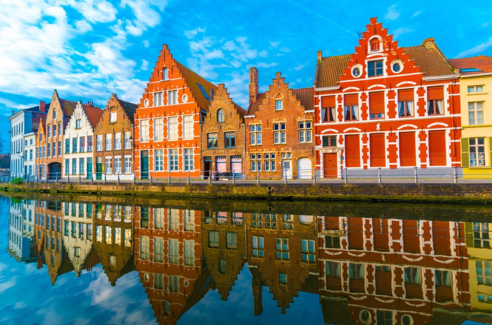 Bruges Tour Riviera Bar Crawl Tours | French Riviera