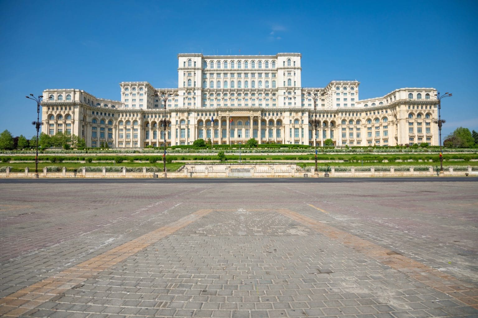 walking tour in bucharest