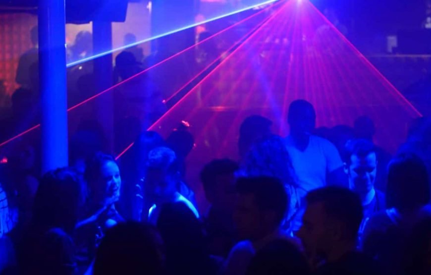 Riviera Pub Crawl Paris