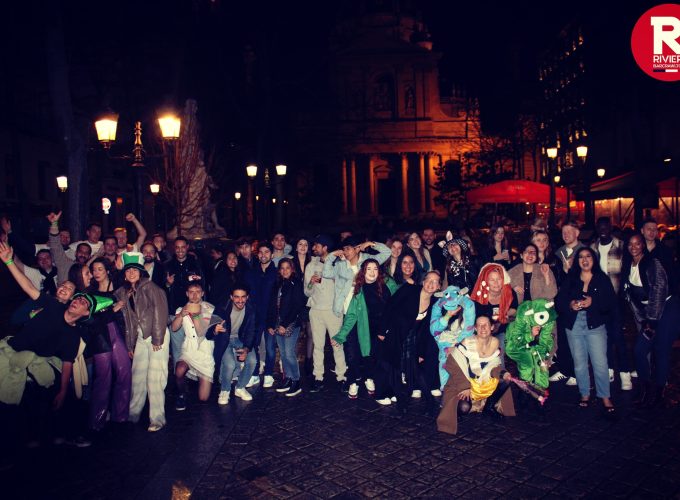 Pub crawl party in paris