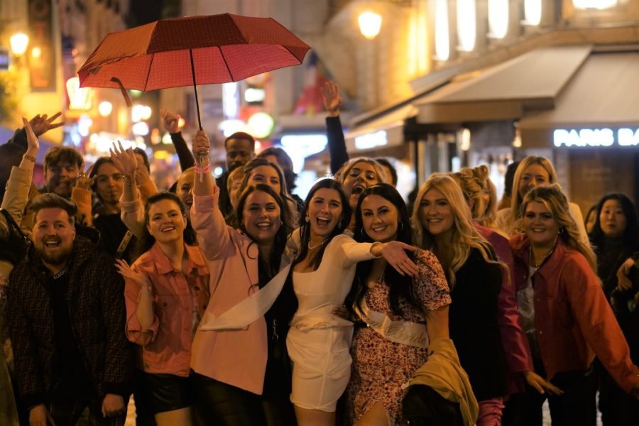 Paris Bastille Bar Crawl