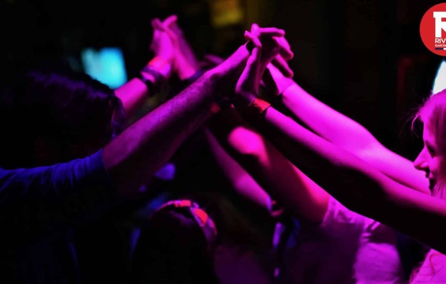 Riviera Pub Crawl Paris