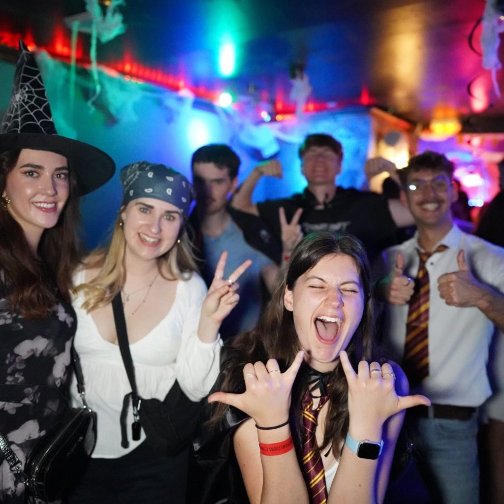 Privat Bar Crawl Barcelona