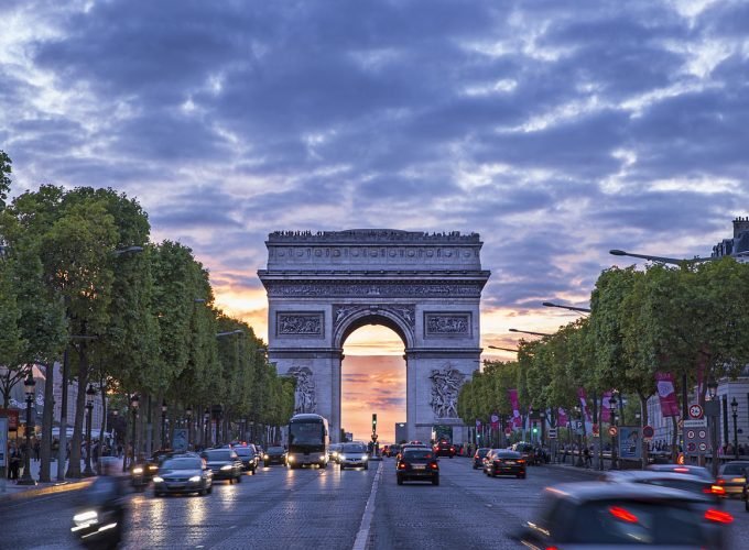 Visite privée des Champs-Élysées Paris