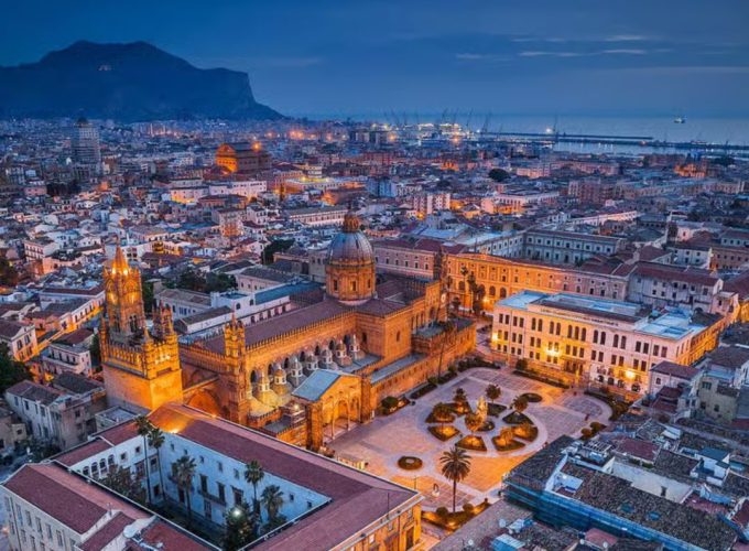 palermo by night private bar crawl party