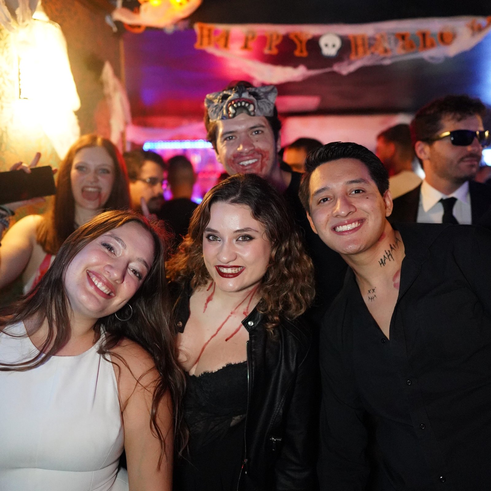 Party moment