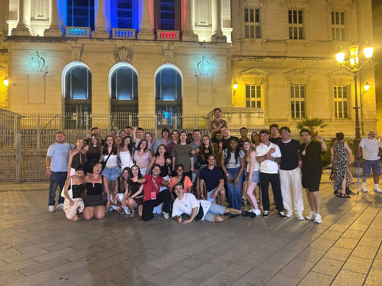 Nightlife energy in Nice
